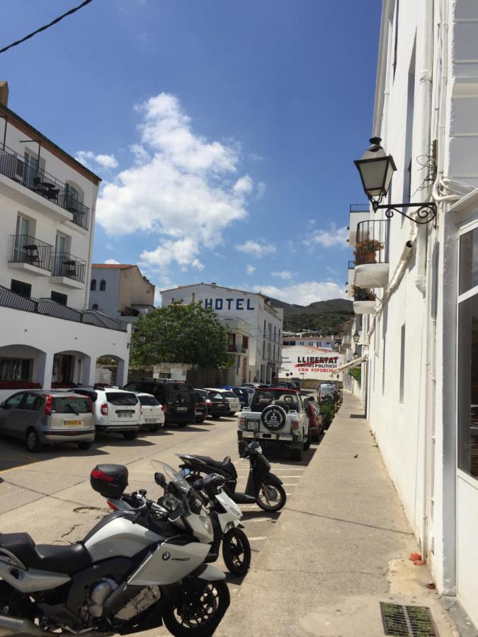 Voramar Apartamento Cadaques Bagian luar foto